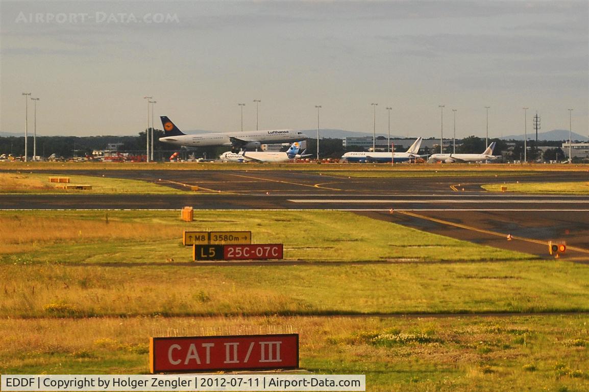 Frankfurt International Airport, Frankfurt am Main Germany (EDDF) - Arrival in beautiful morning light on rwy 25L.... 