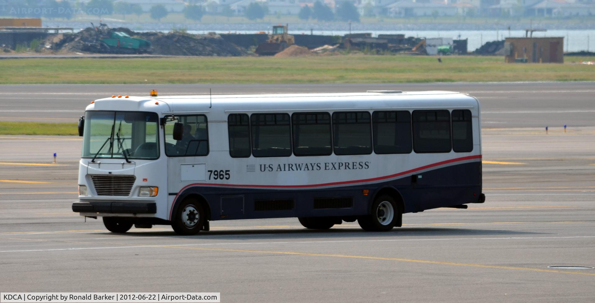 Ronald Reagan Washington National Airport (DCA) - Bus 7965
