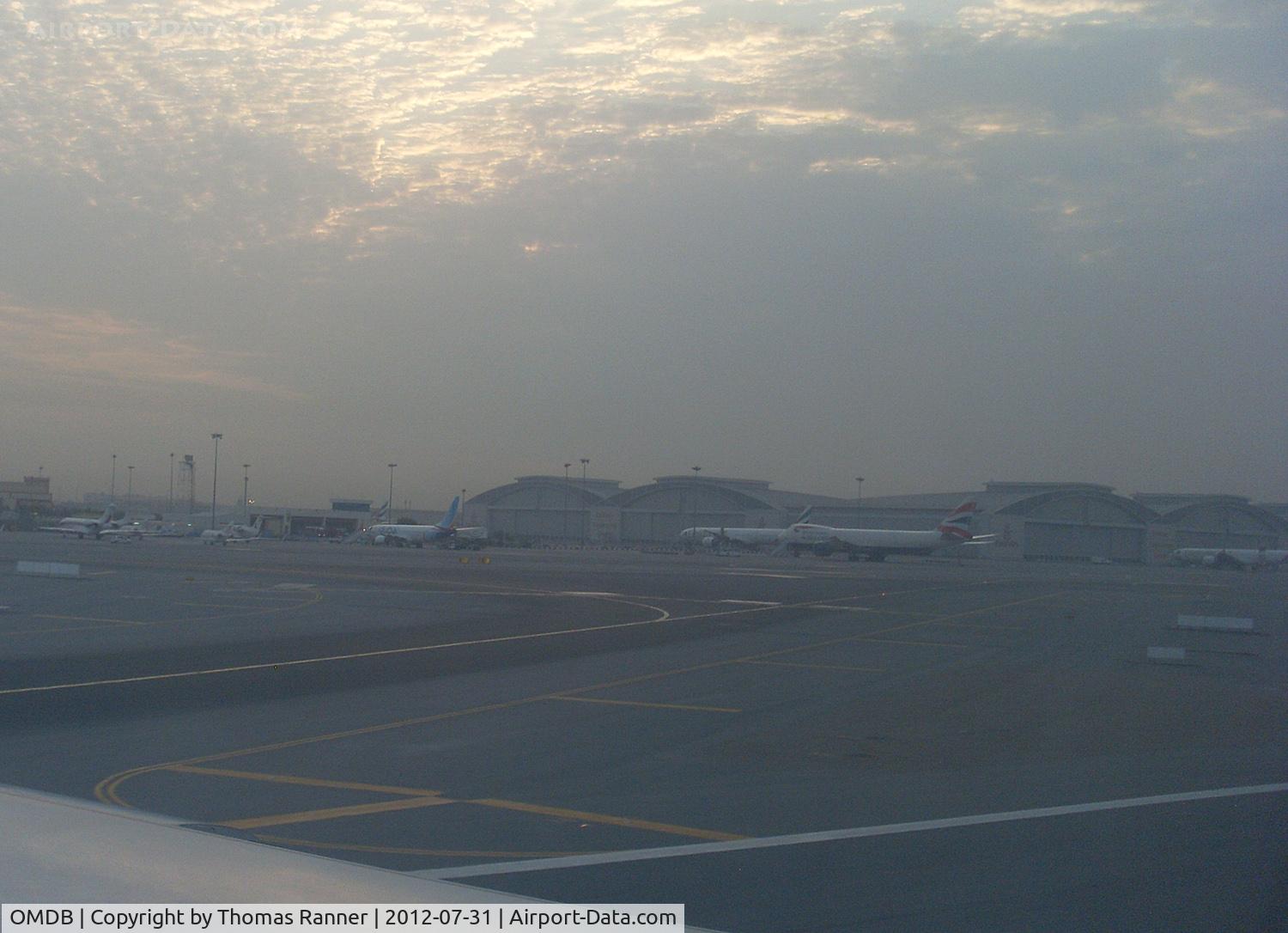 Dubai International Airport, Dubai United Arab Emirates (OMDB) - Emirates Hangars
