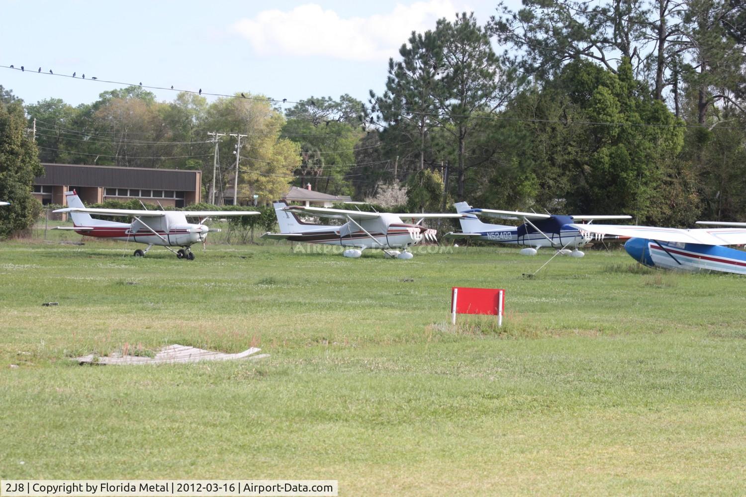 Pierson Municipal Airport (2J8) - Some of the planes parked at Pierson Airport
