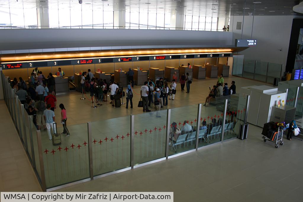Sultan Abdul Aziz Shah Airport, Subang Jaya, Selangor Malaysia (WMSA) - Check-in area