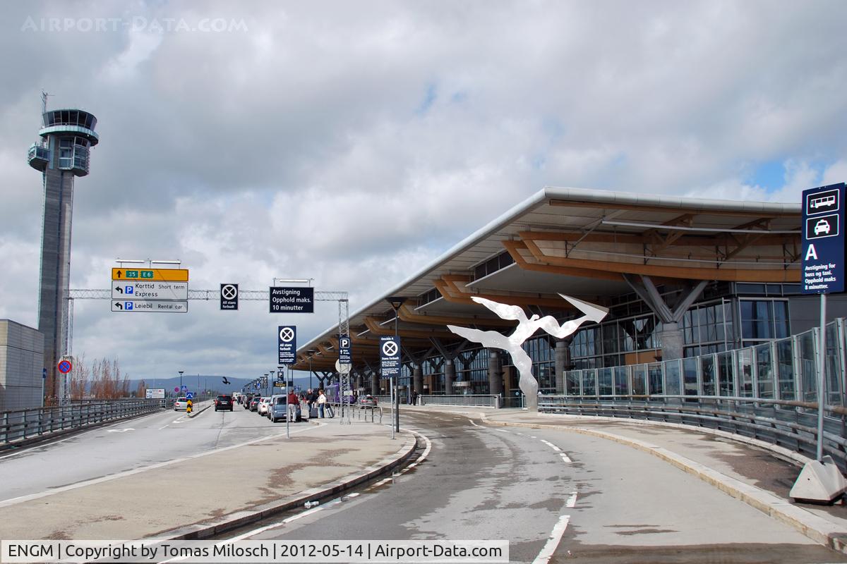 Oslo Airport, Gardermoen, Gardermoen (near Oslo), Akershus Norway (ENGM) - Main entrance at the airport Oslo Gardermoen