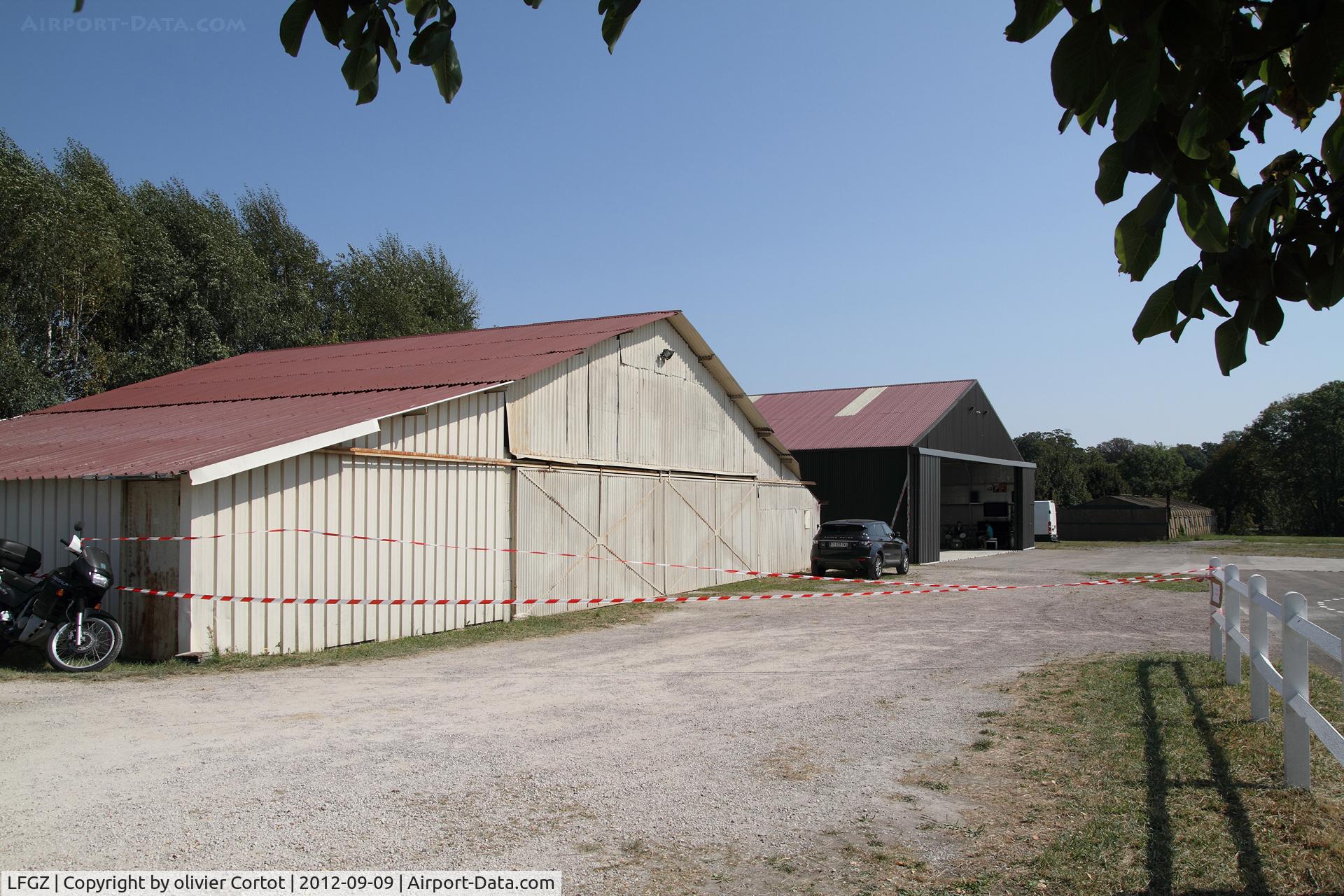 Nuits-Saint-Georges Airport, Nuits-Saint-Georges France (LFGZ) - Hangers