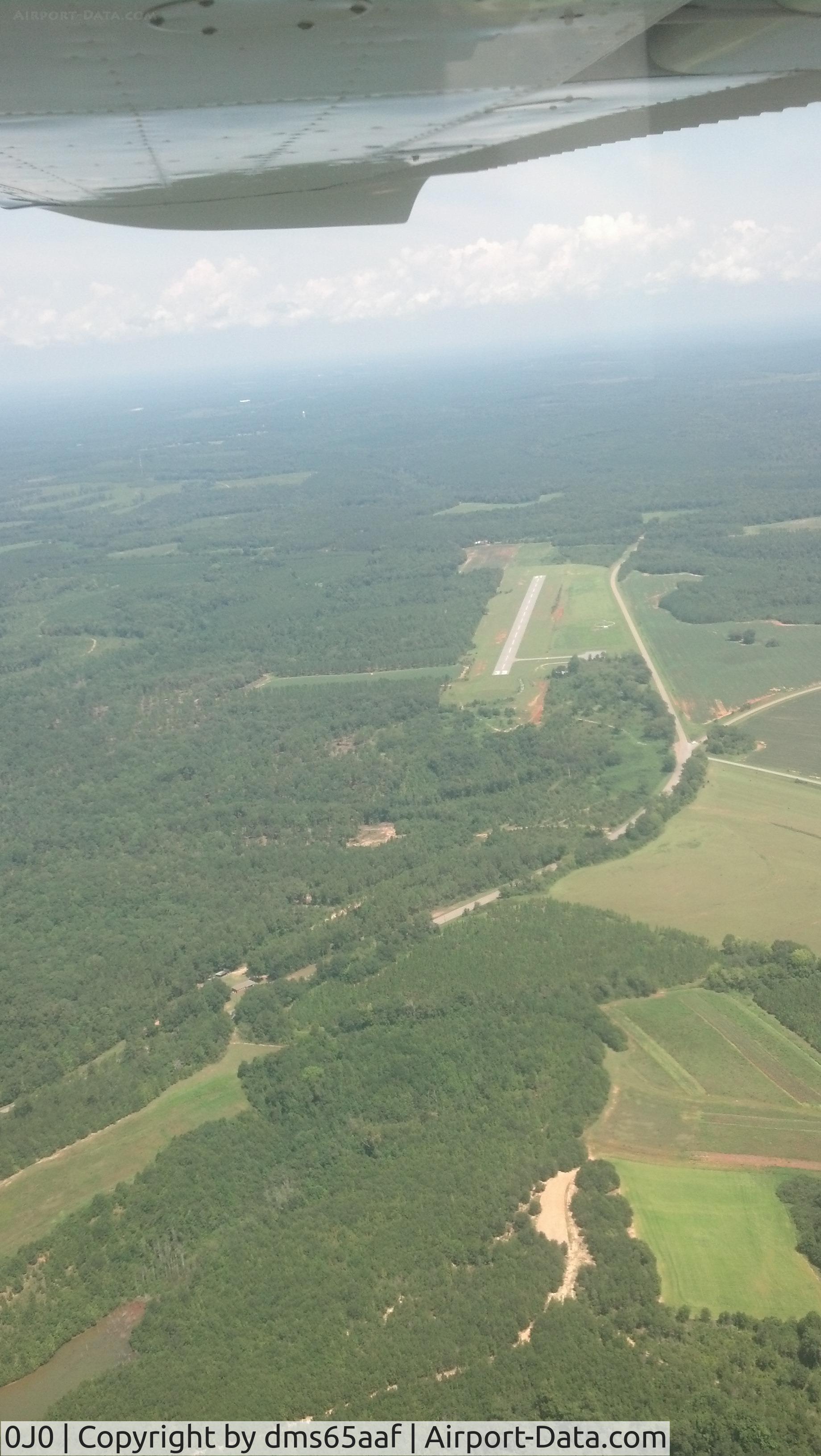 Abbeville Municipal Airport (0J0) - A shot from N3984J from south of the airport