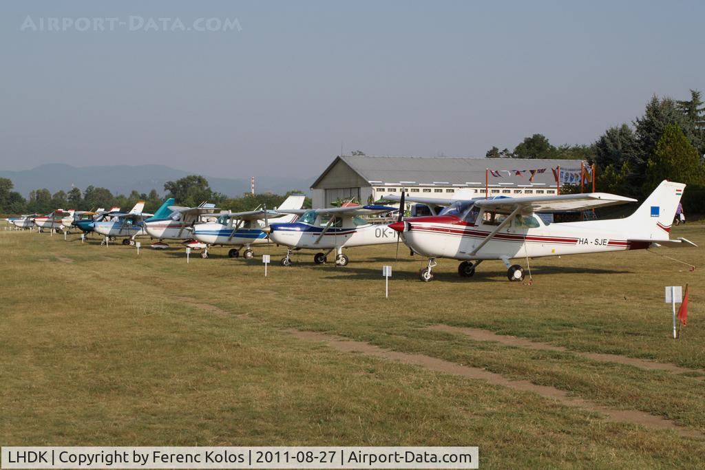 LHDK Airport - Dunakeszi