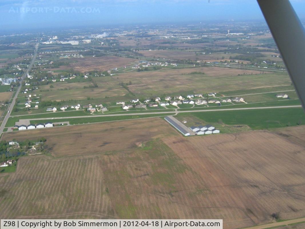 Ottawa Executive Airport (Z98) - Downwind for RWY 20.
