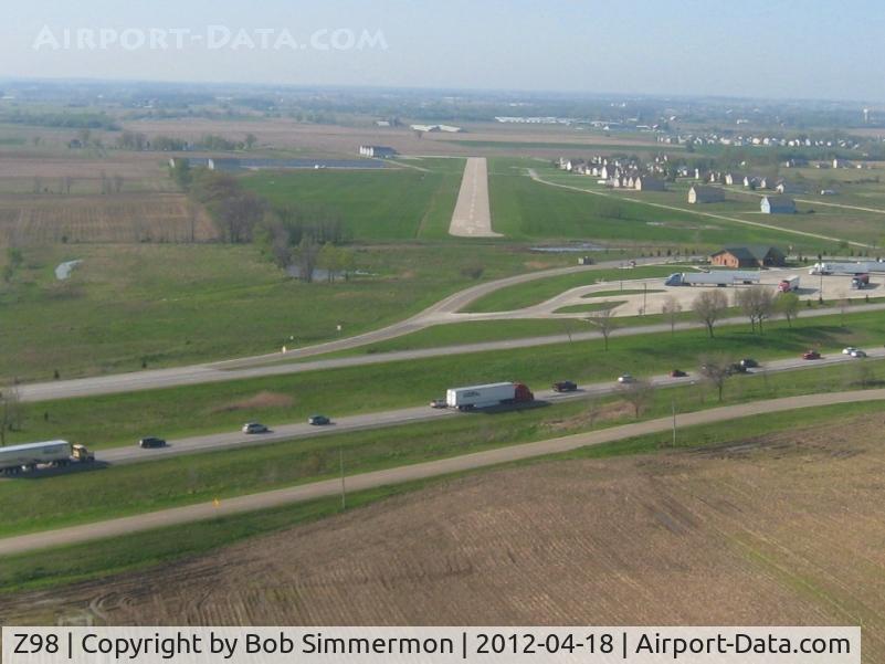 Ottawa Executive Airport (Z98) - Final for RWY 20 at Zeeland, MI.