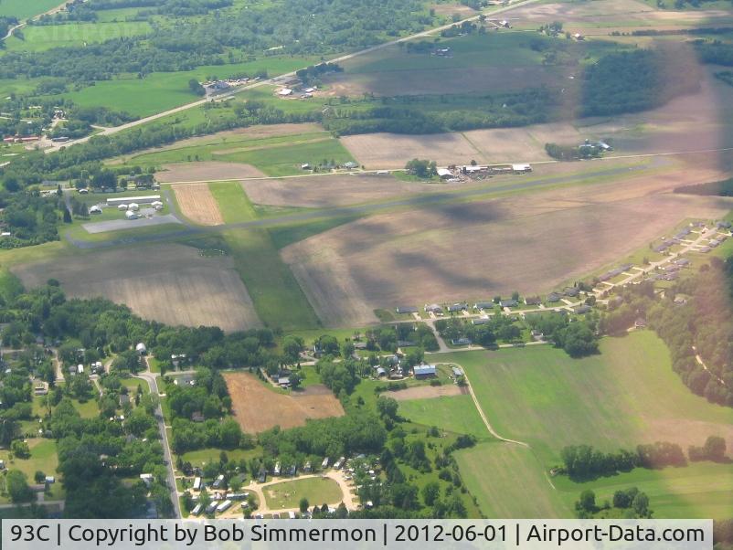 Richland Airport (93C) - Looking west from 3000'