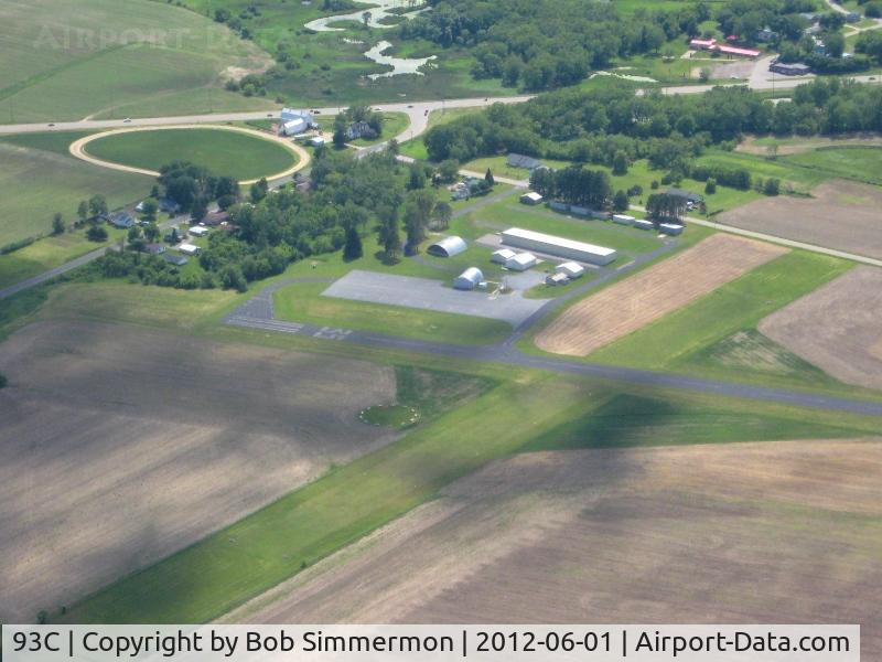 Richland Airport (93C) - Looking SW