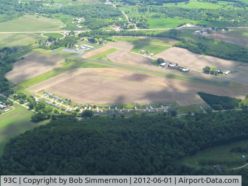 Richland Airport (93C) - Looking SW from 3000'