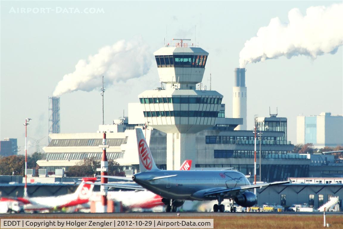 Tegel International Airport (closing in 2011), Berlin Germany (EDDT) - Outbound traffic on rwy 26L......