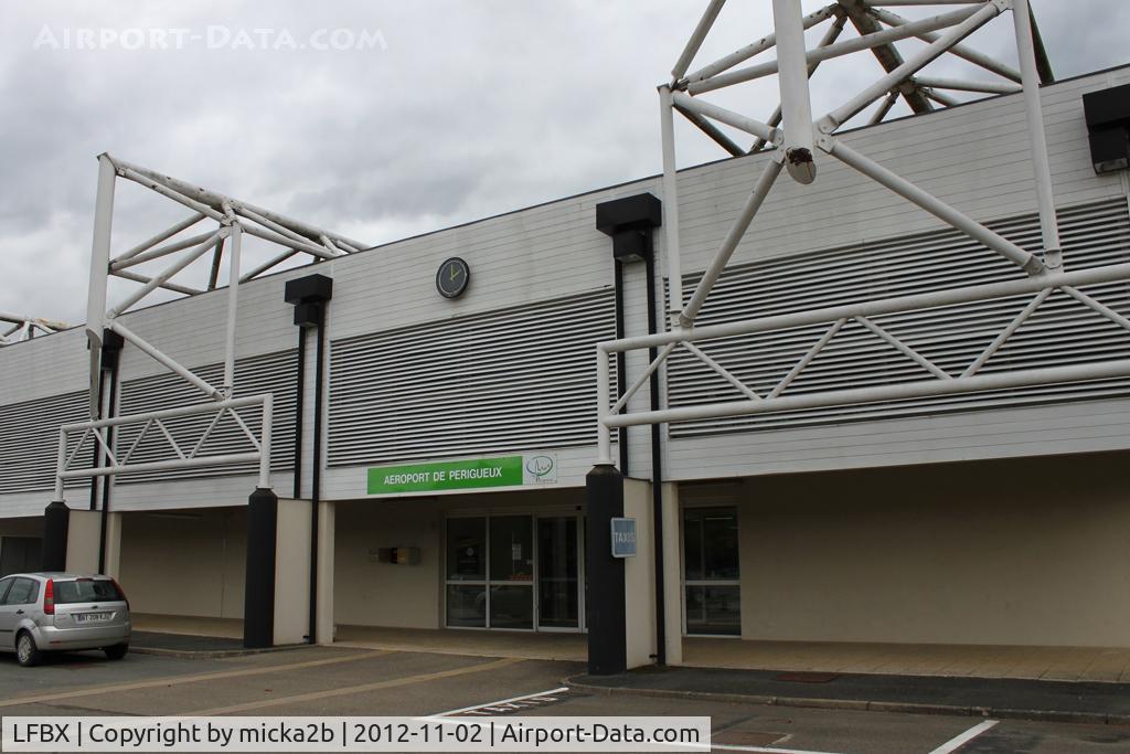 Périgueux Airport, Bassillac Airport France (LFBX) - Terminal of Périgueux Bassillac