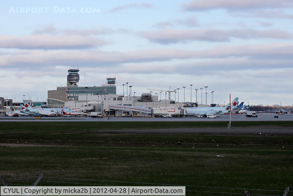 Montréal-Pierre Elliott Trudeau International Airport, Montreal, Quebec Canada (CYUL) - Environment from Trudeau