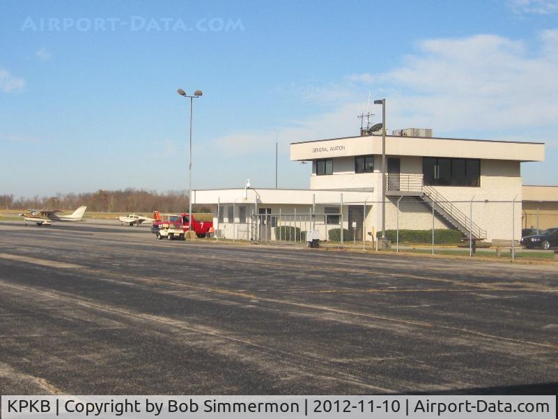Mid-ohio Valley Regional Airport (PKB) - The FBO and general aviation ramp.