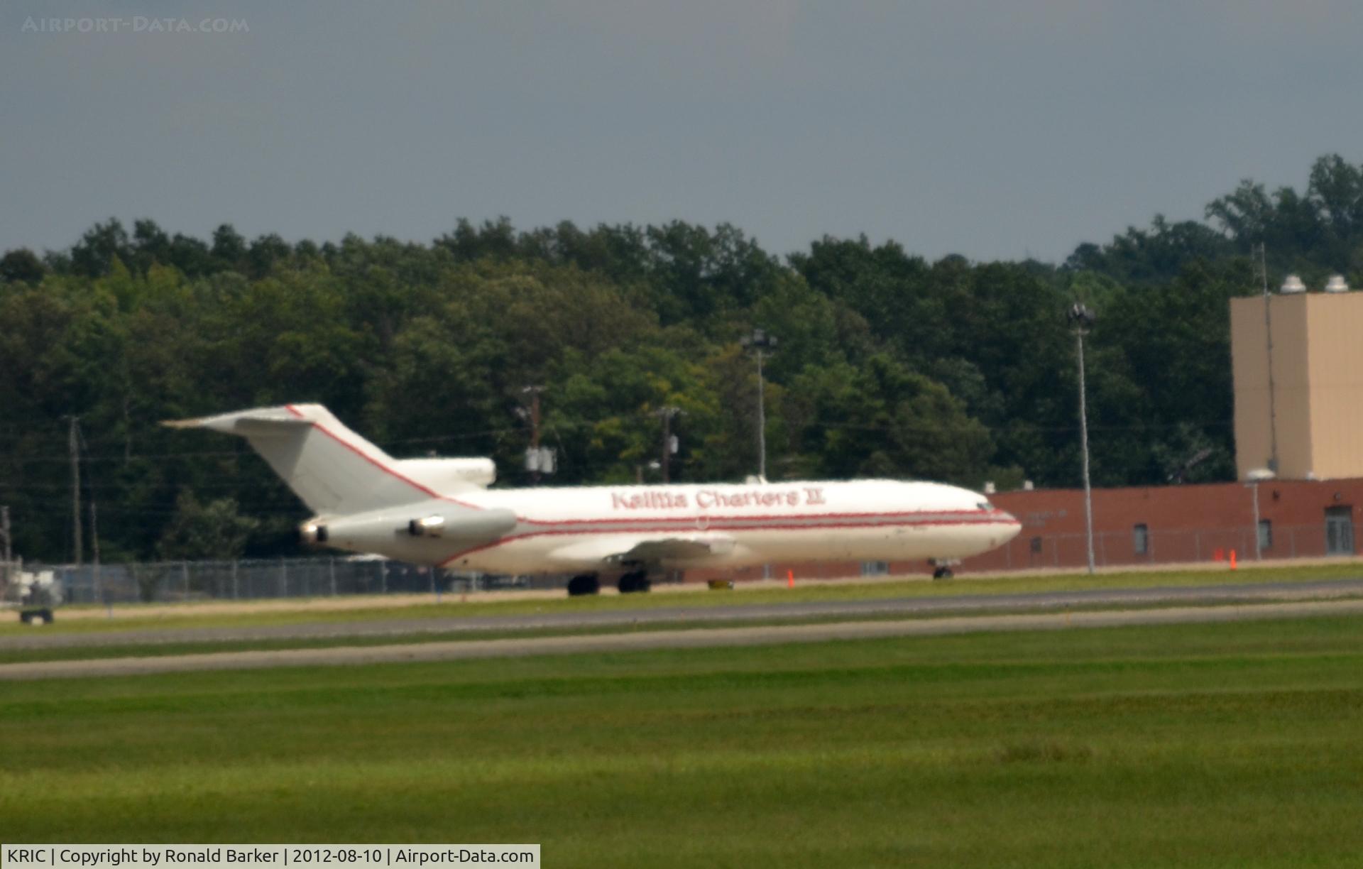 Richmond International Airport (RIC) - Kalitta Charter B727 at RIC