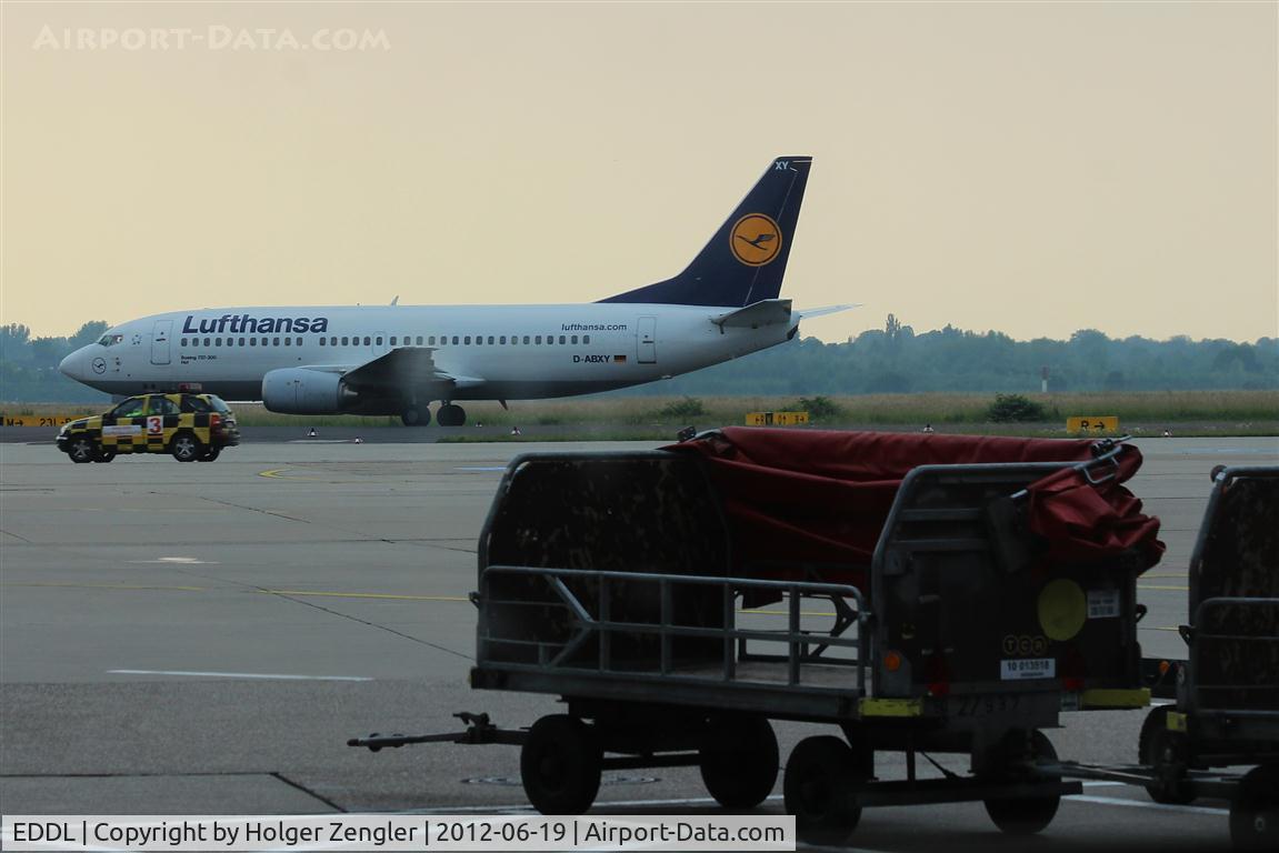 Düsseldorf International Airport, Düsseldorf Germany (EDDL) - View out of terminal B on apron and taxiway....