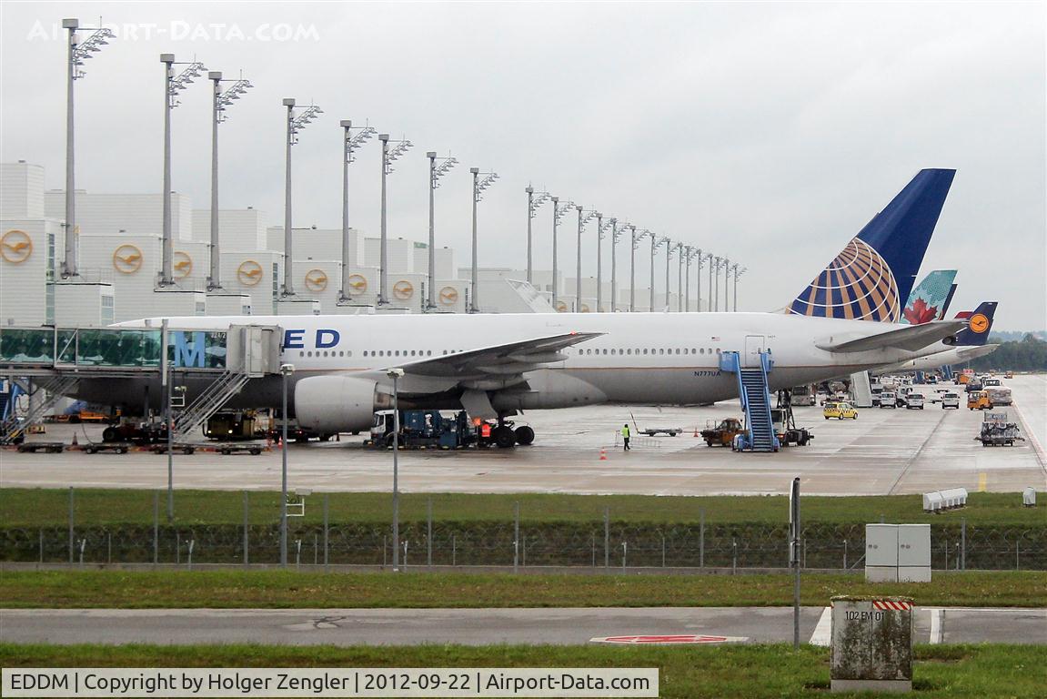 Munich International Airport (Franz Josef Strauß International Airport), Munich Germany (EDDM) - View to gate 224/2 and more......