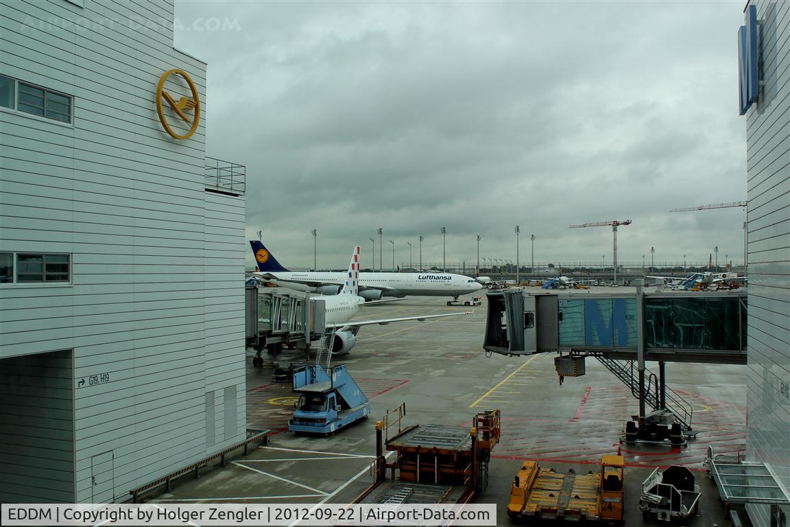 Munich International Airport (Franz Josef Strauß International Airport), Munich Germany (EDDM) - View on apron at gate 211.....