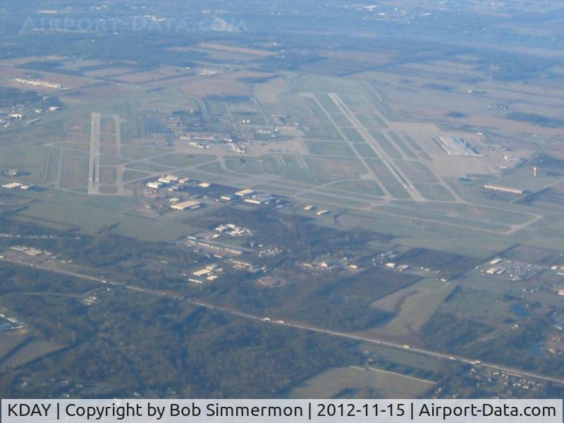 James M Cox Dayton International Airport (DAY) - Looking SW from 6500'