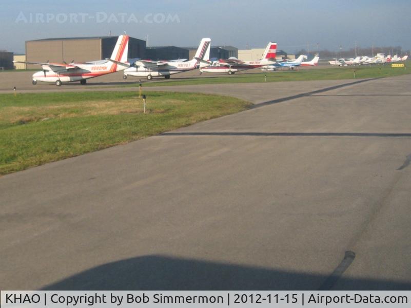 Butler Co Rgnl-hogan Field Airport (HAO) - Planes lined up on the ramp in Hamilton, Ohio