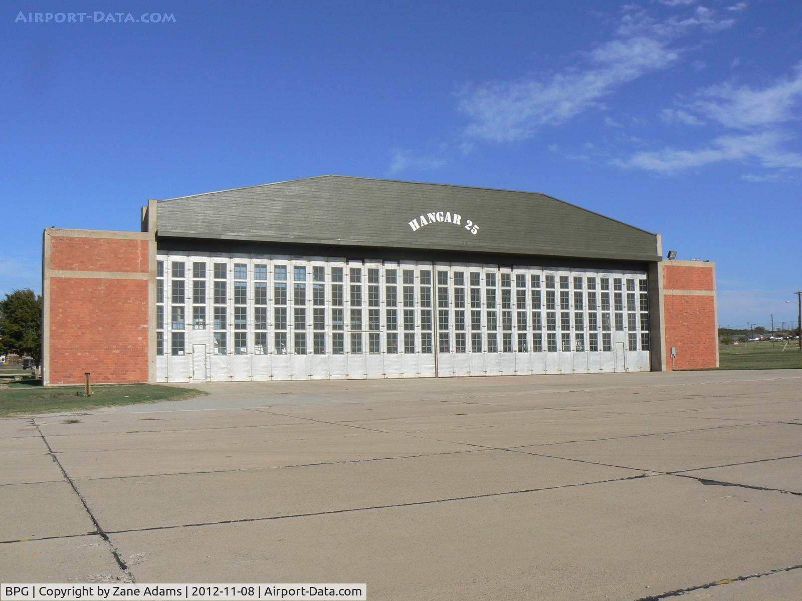 Big Spring Mc Mahon-wrinkle Airport (BPG) - Hanger 25 Museum building at Big Spring, TX