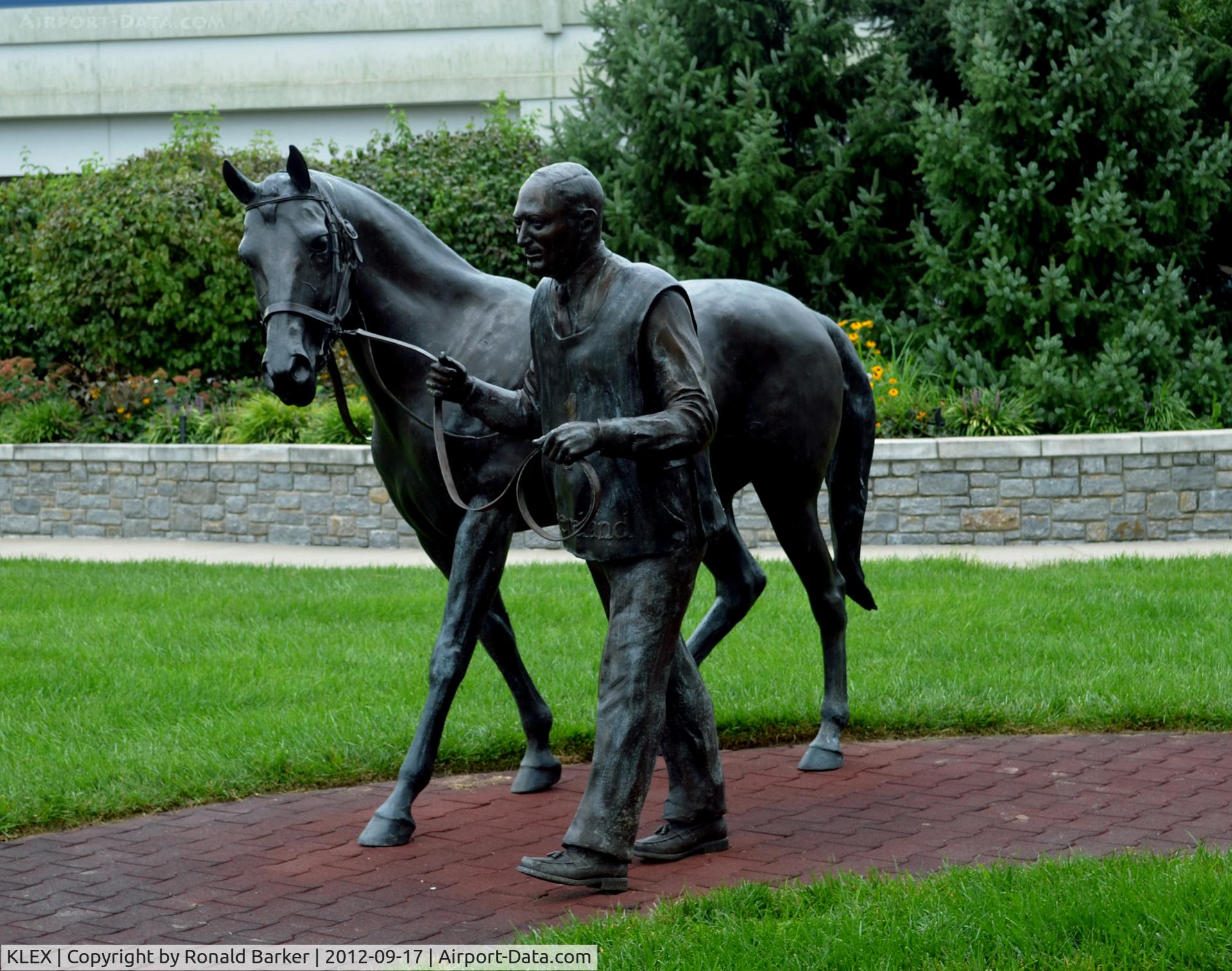 Blue Grass Airport (LEX) - Horse at LEX 