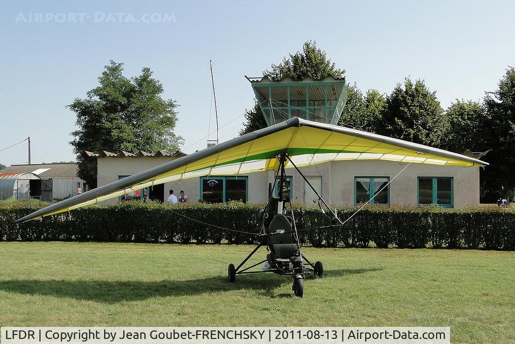 La Réole Floudes Airport, La Réole France (LFDR) - aéroclub