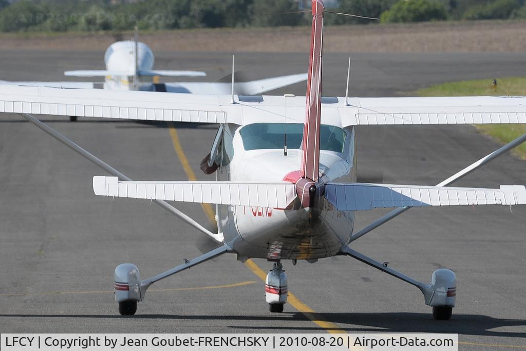 Royan Medis Airport, Royan France (LFCY) - to runway 10/28