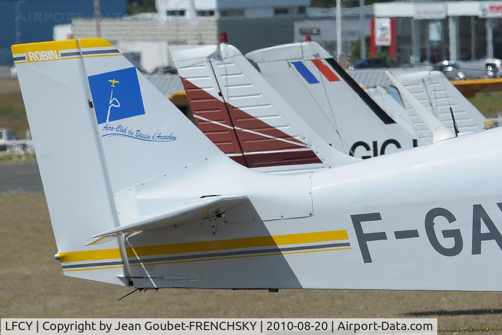 Royan Medis Airport, Royan France (LFCY) - à la dérive.......