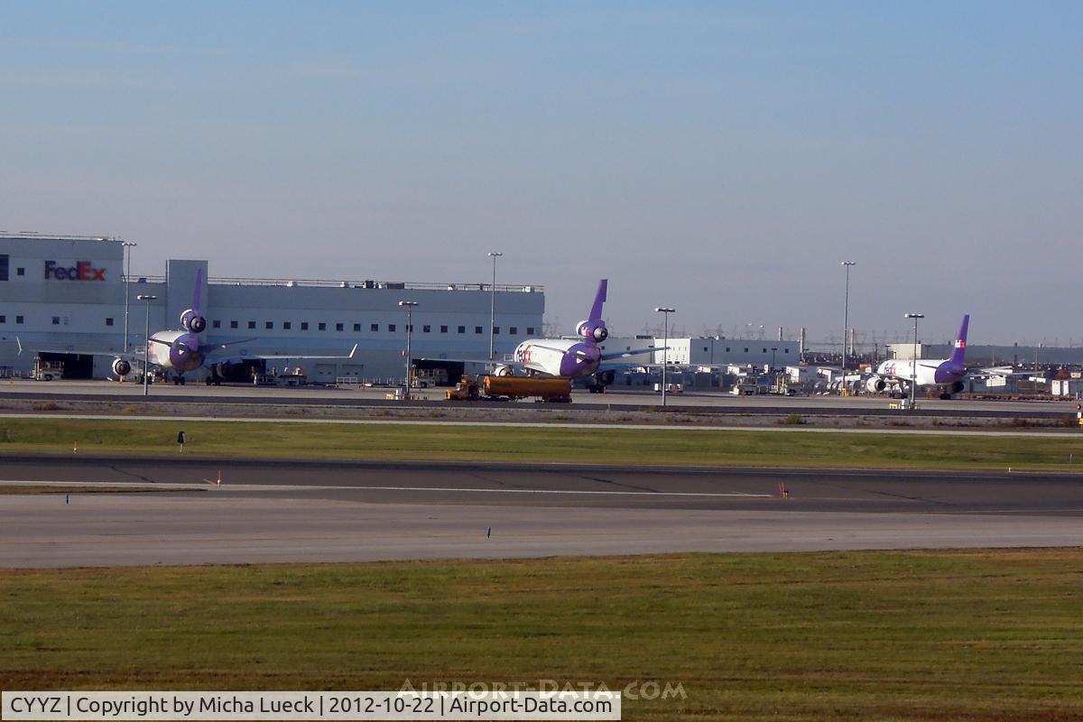 Toronto Pearson International Airport (Toronto/Lester B. Pearson International Airport, Pearson Airport), Toronto, Ontario Canada (CYYZ) - FedEx Terminal