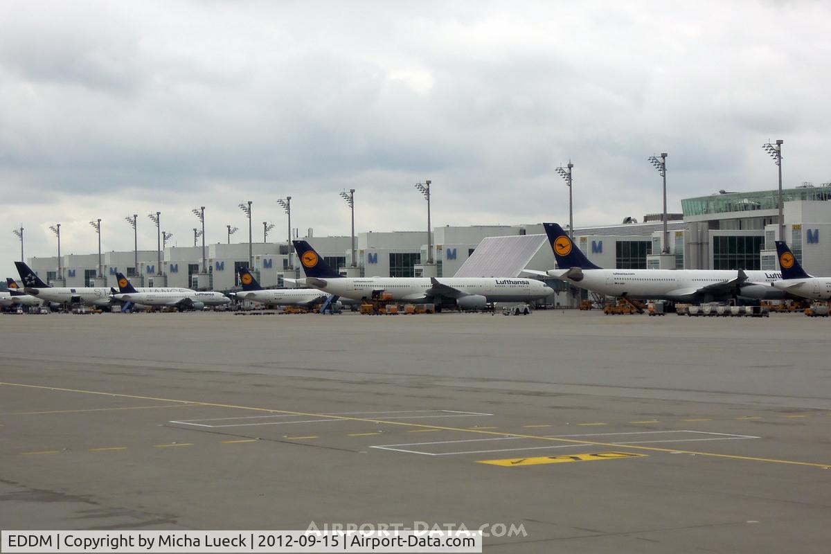 Munich International Airport (Franz Josef Strauß International Airport), Munich Germany (EDDM) - Lufthansa