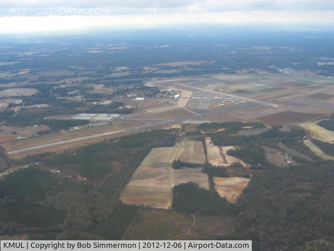 Spence Airport (MUL) - Looking NW
