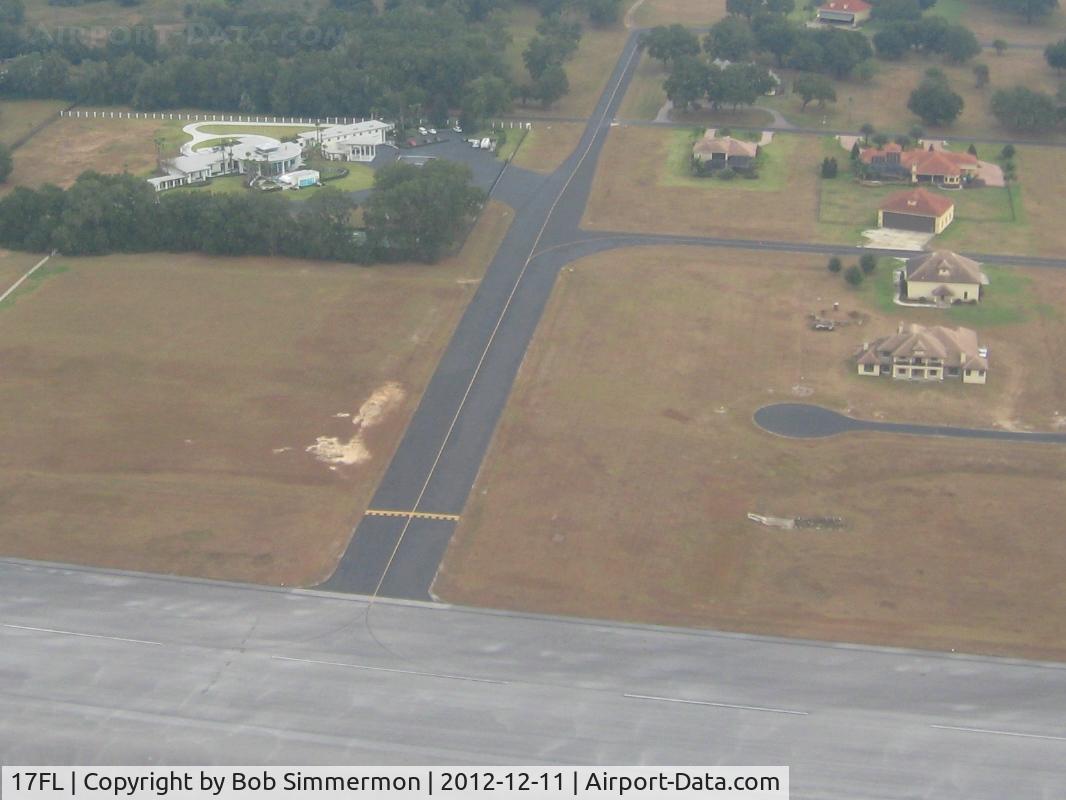 Jumbolair-greystone Airport (17FL) - Looking east...John Travolta's crib on the left.