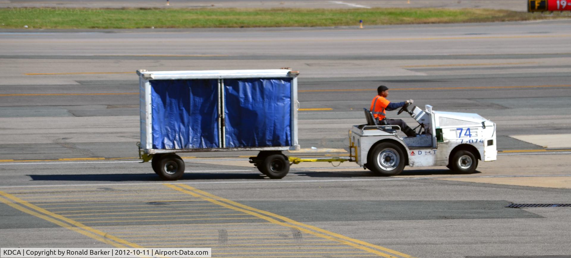 Ronald Reagan Washington National Airport (DCA) - Tug 74
