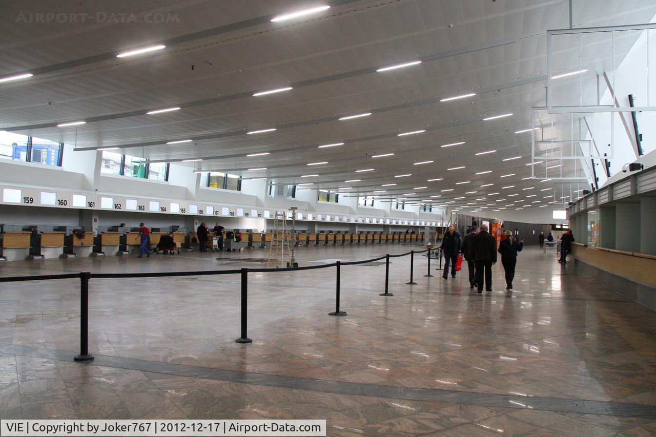 Vienna International Airport, Vienna Austria (VIE) - Check-In 1
