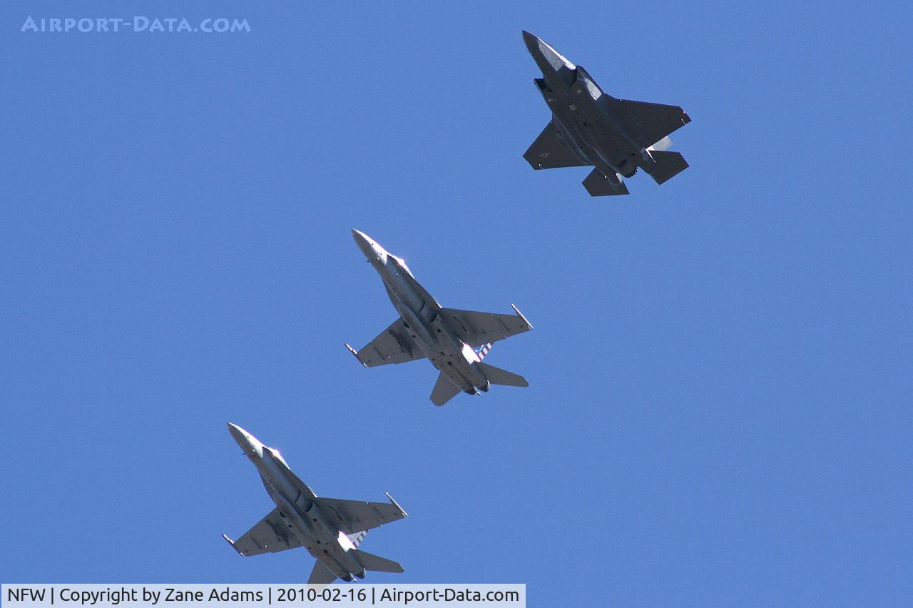 Fort Worth Nas Jrb/carswell Field Airport (NFW) - F-35 test flight program - BF-03 and two F/A-18 escorts from NAS Pax River over NAS Fort Worth
