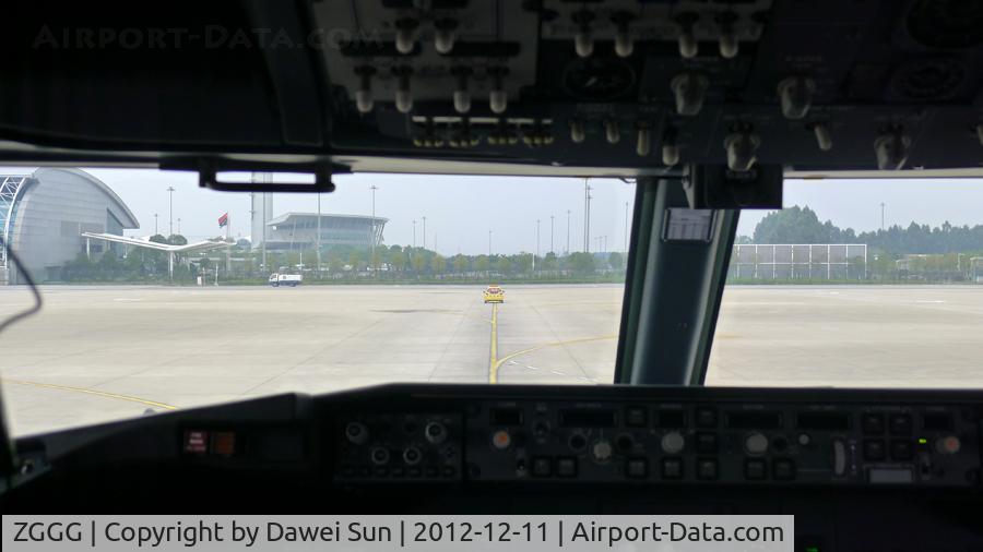 Guangzhou Baiyun International Airport, Guangzhou, Guangdong China (ZGGG) - follow me car  (Honda Fit)