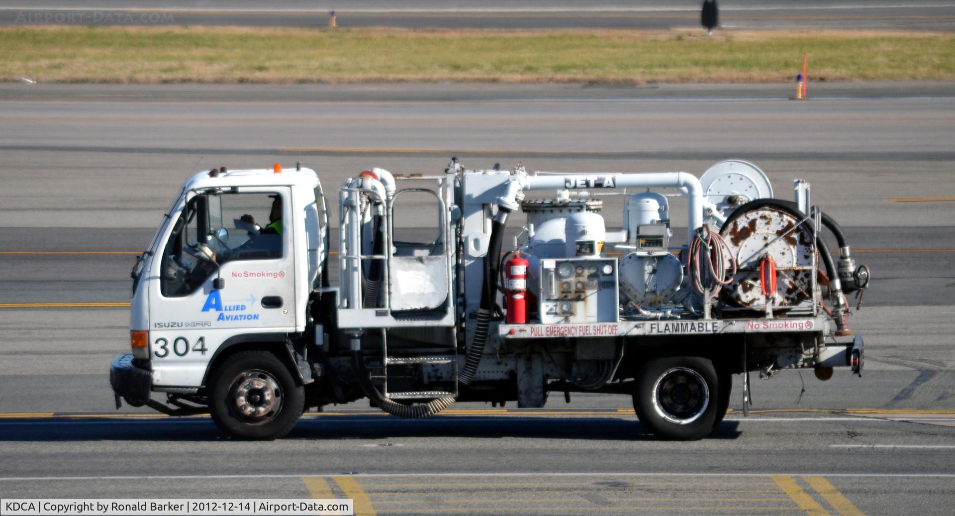 Ronald Reagan Washington National Airport (DCA) - Truck 304