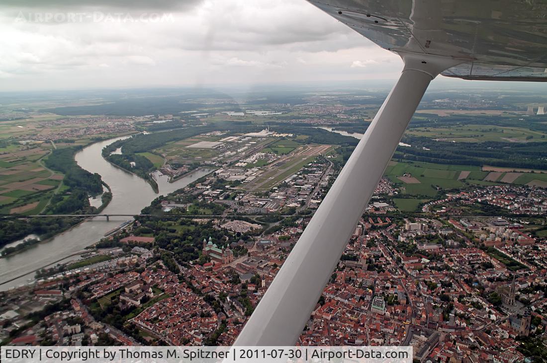 EDRY Airport - D-EGBW overfly of the City of Speyer. Speyer airfield ( ZQC / EDRY )  is clearly visible in the middle of the pic. The dome of Speyer and Speyer 