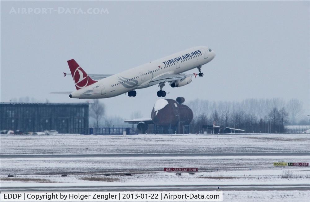 Leipzig/Halle Airport, Leipzig/Halle Germany (EDDP) - A lousy cold day and this plane is acting the rush hour between 1 and 3 p.m.