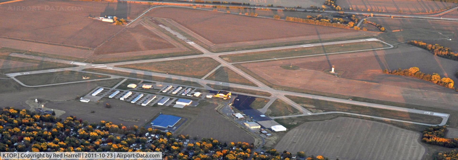 Philip Billard Municipal Airport (TOP) - Viewing ENE