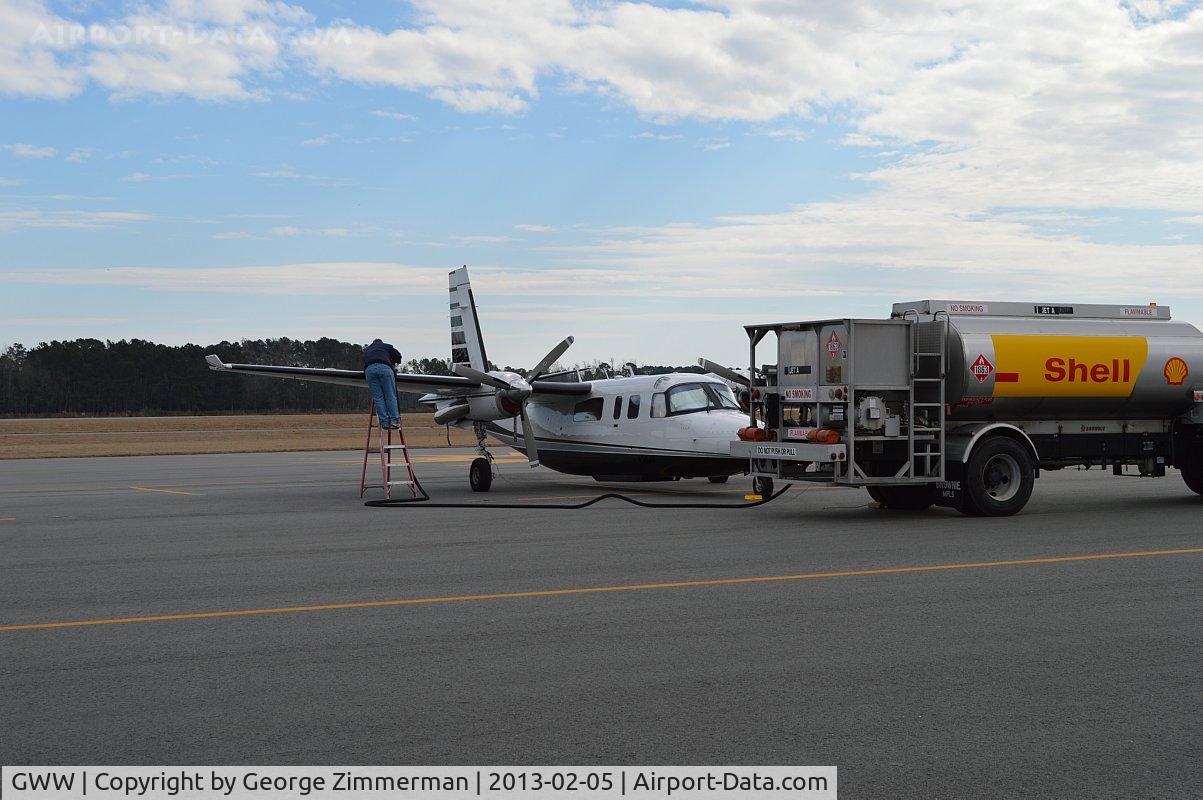 Wayne Executive Jetport Airport (GWW) - Apron parking and refuel