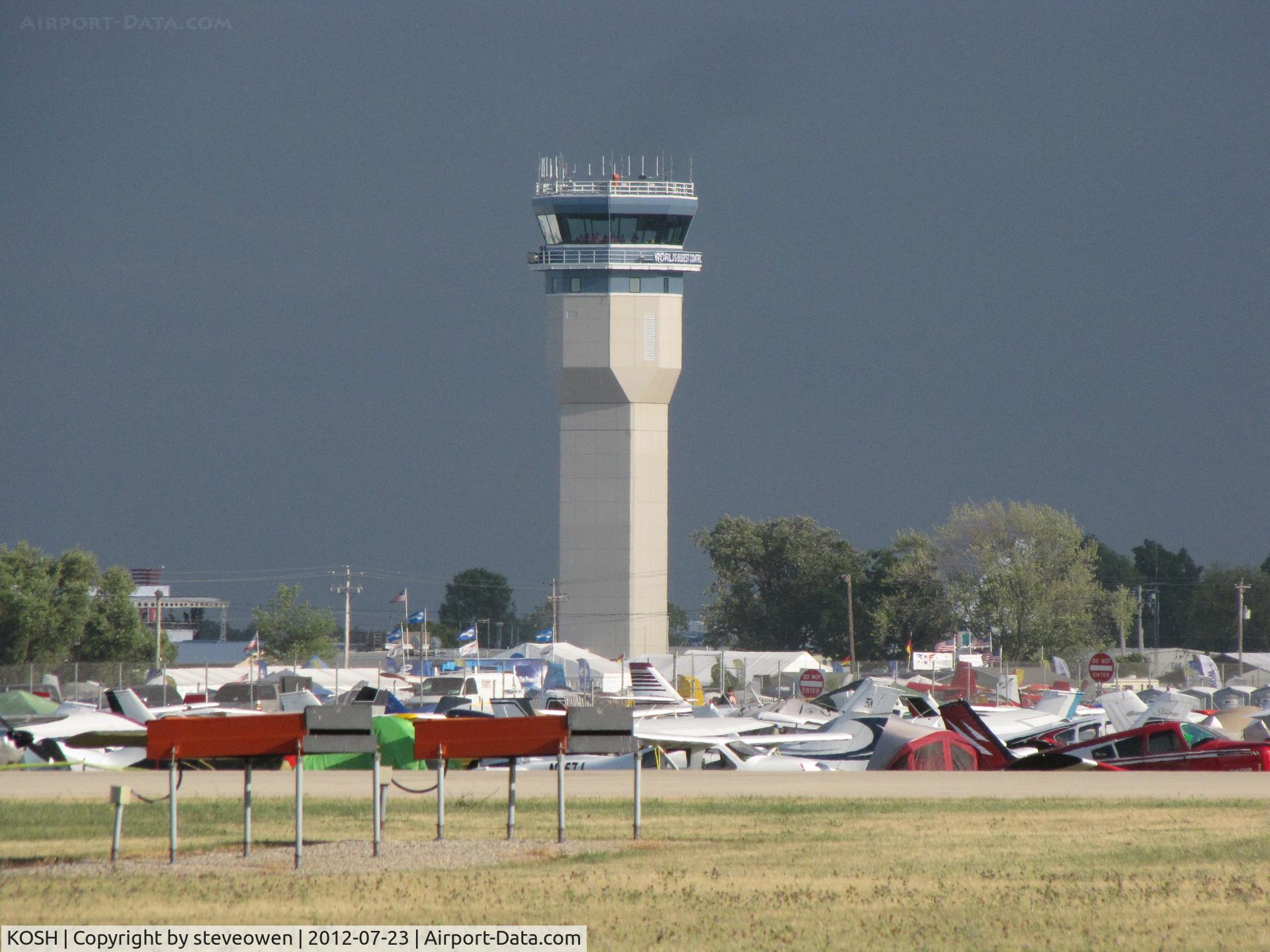 Wittman Regional Airport (OSH) - For 10 days ayear oshkosh tower becomes the world's busiest control tower