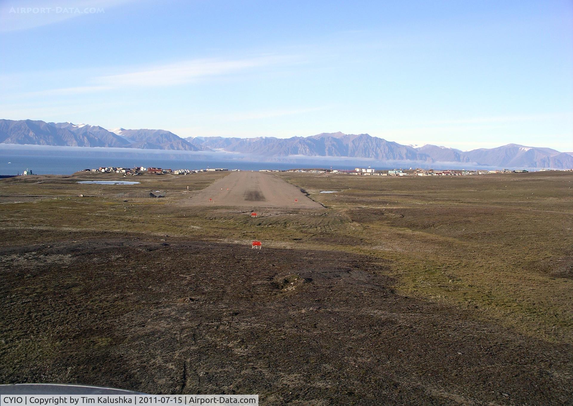 Pond Inlet Airport, Pond Inlet, Nunavut Canada (CYIO) - Final for runway 02 Pond Inlet
