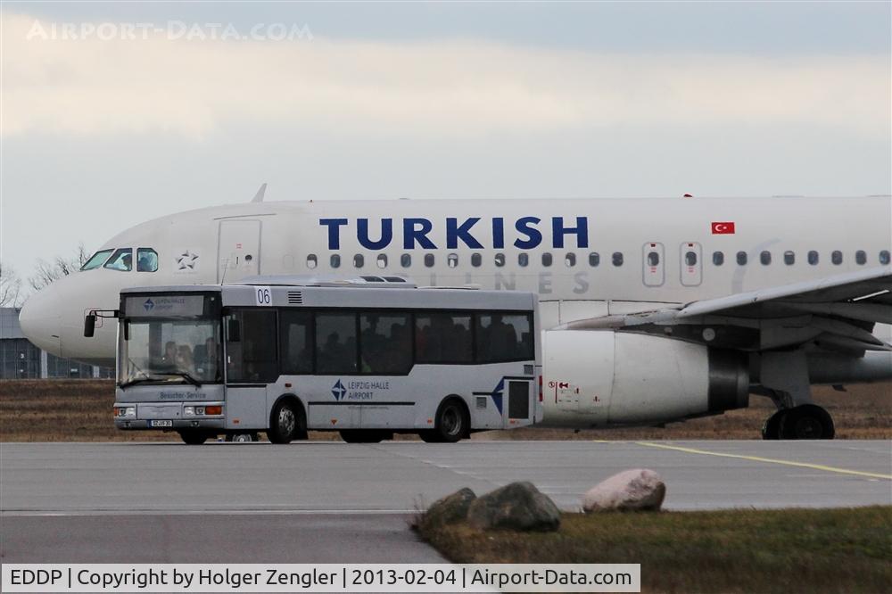 Leipzig/Halle Airport, Leipzig/Halle Germany (EDDP) - Airport tour bus in front of leaving TURKISH jet on apron 1.....