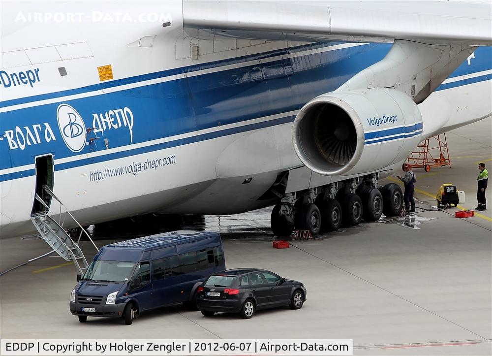 Leipzig/Halle Airport, Leipzig/Halle Germany (EDDP) - Maintenance work on undercarriage of an Volga-Dnjepr Airlines AN 124-100.