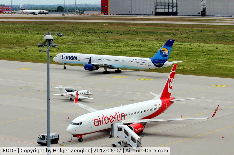 Leipzig/Halle Airport, Leipzig/Halle Germany (EDDP) - Colorful moment on apron 1.....