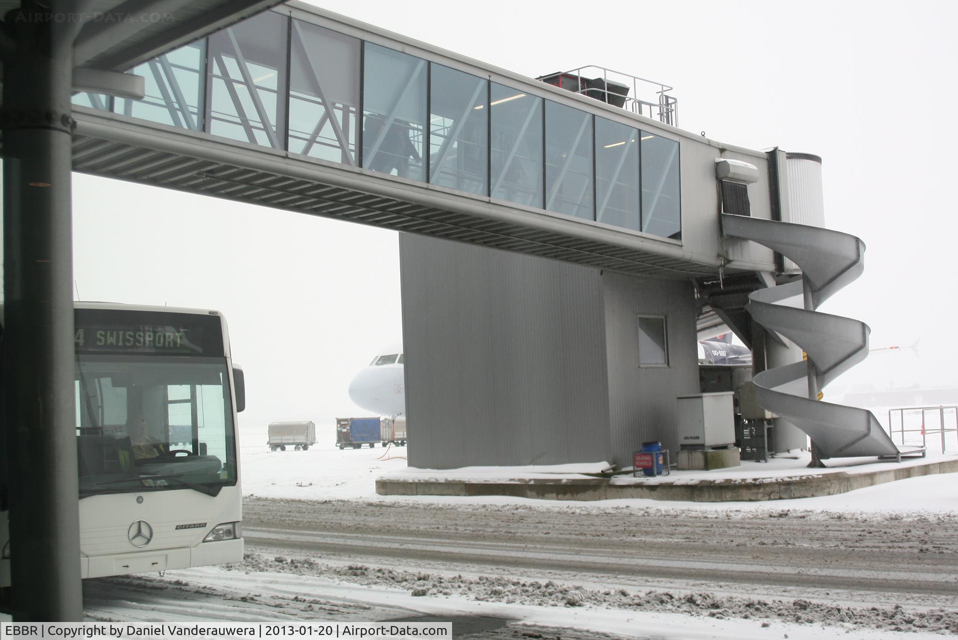 Brussels Airport, Brussels / Zaventem   Belgium (EBBR) - Pier A - Gate A46