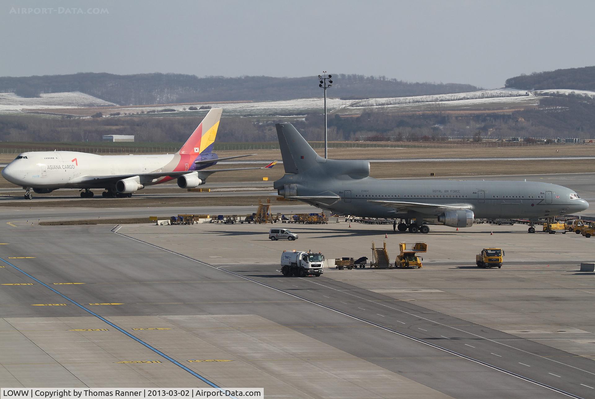 Vienna International Airport, Vienna Austria (LOWW) - ...