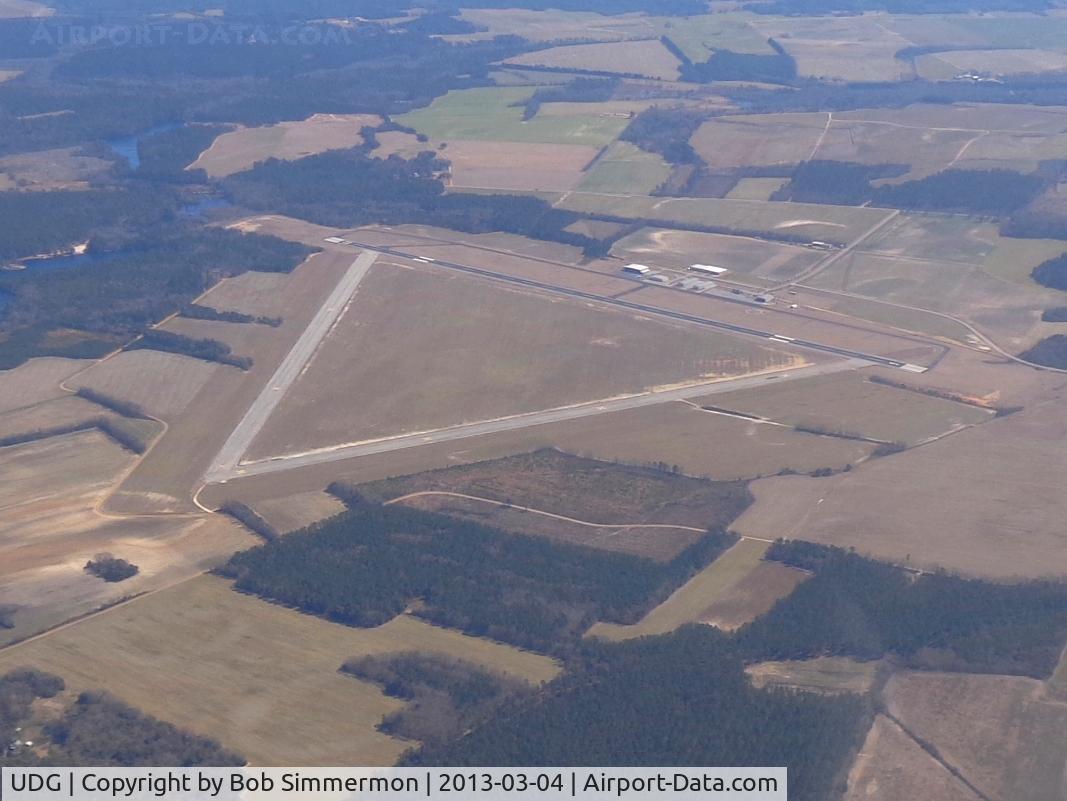 Darlington County Jetport Airport (UDG) - Looking SE